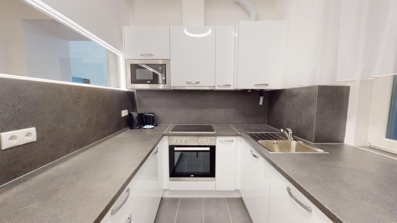 Alon Homes Vienna - Premium City Center Apartments Экстерьер фото