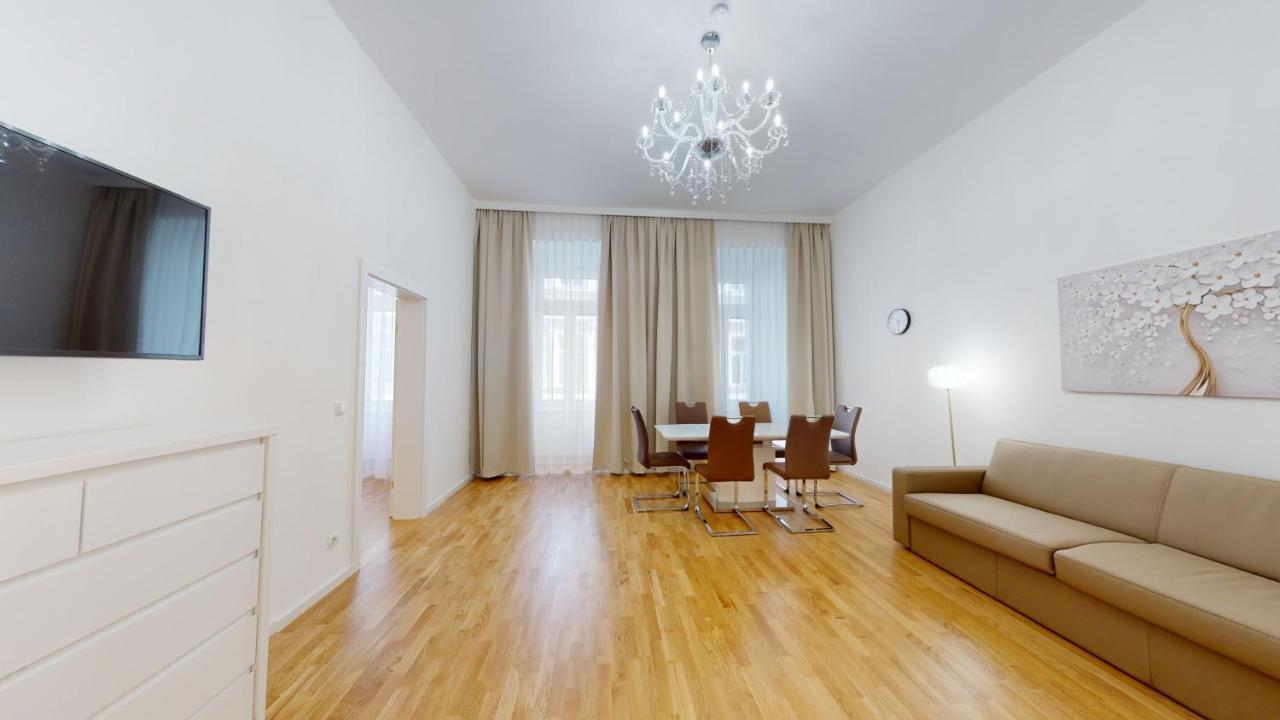Alon Homes Vienna - Premium City Center Apartments Экстерьер фото