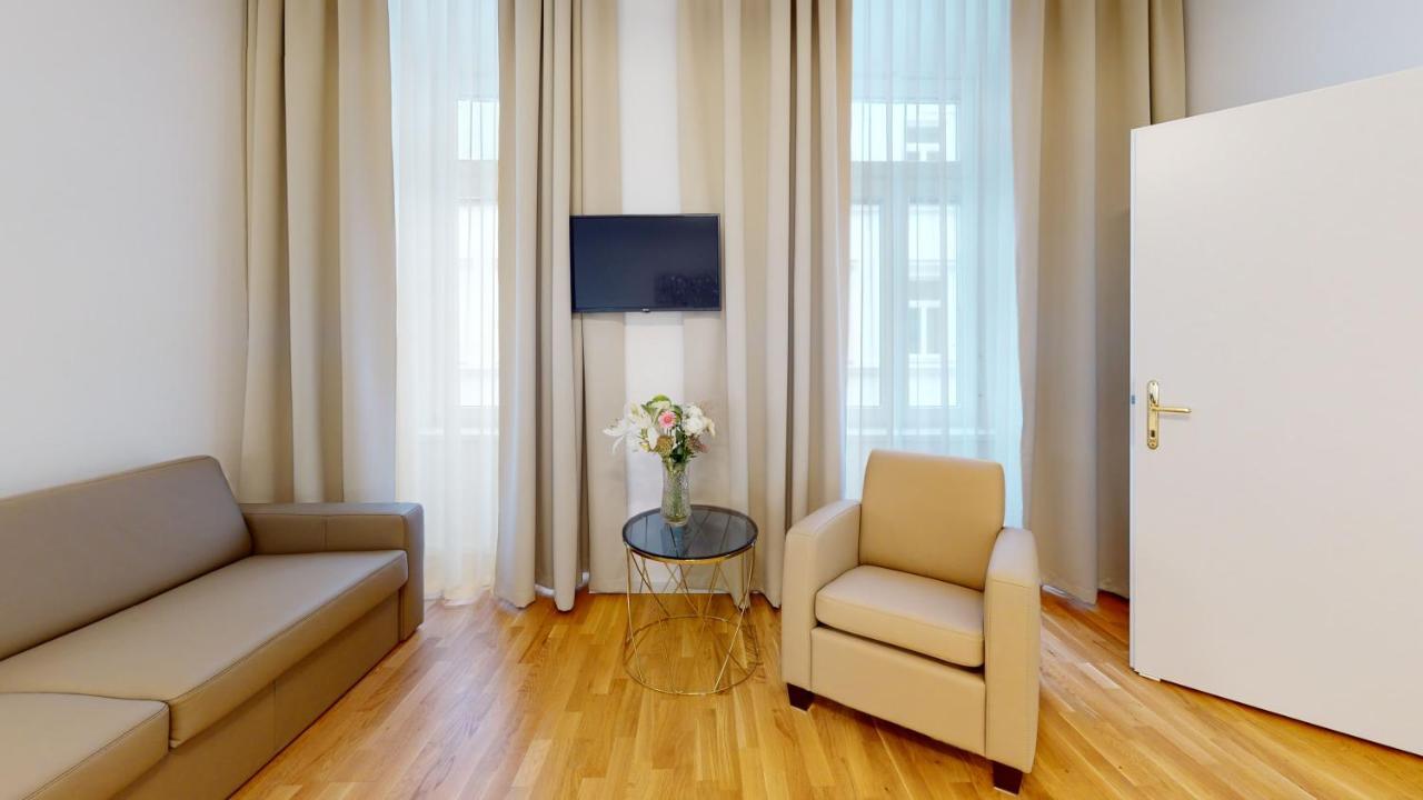 Alon Homes Vienna - Premium City Center Apartments Экстерьер фото