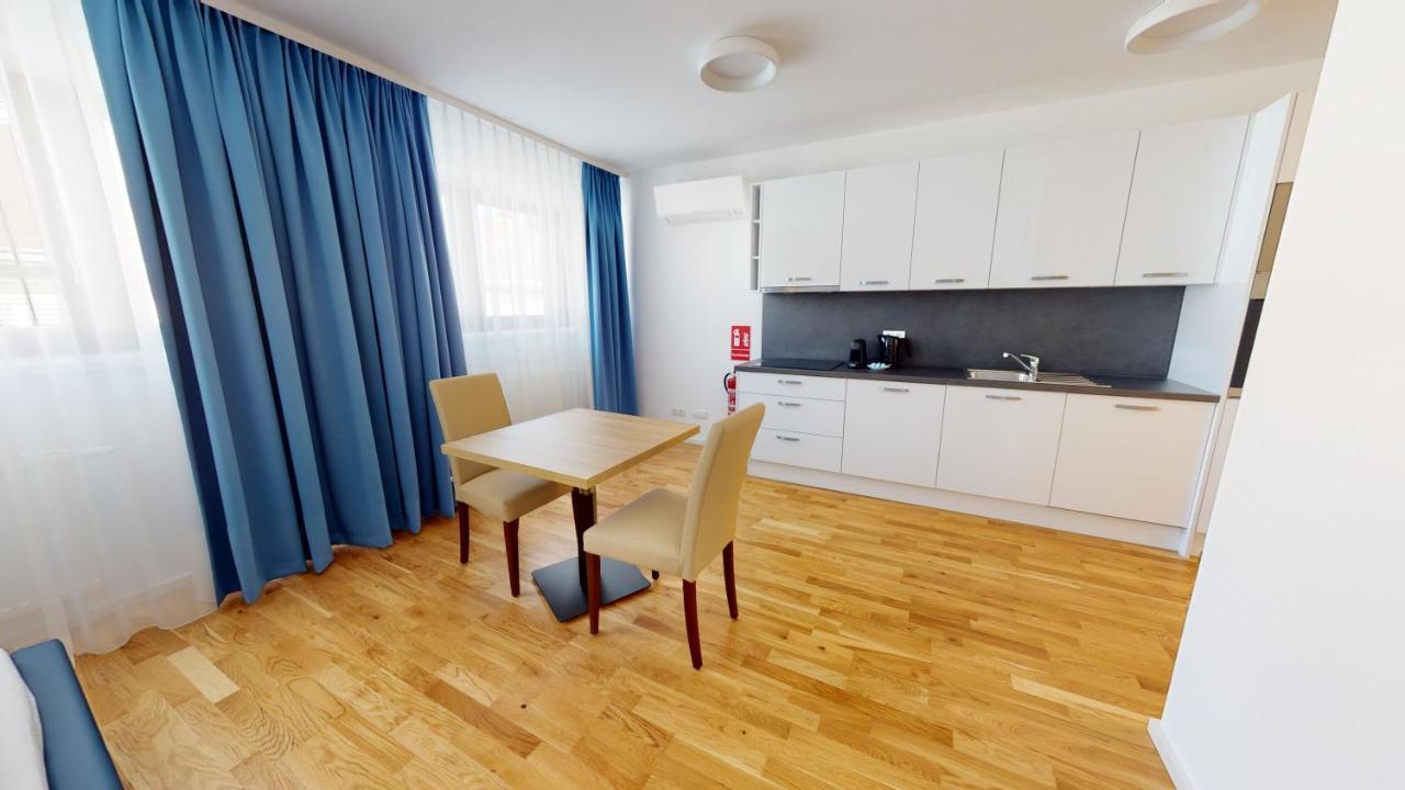 Alon Homes Vienna - Premium City Center Apartments Экстерьер фото