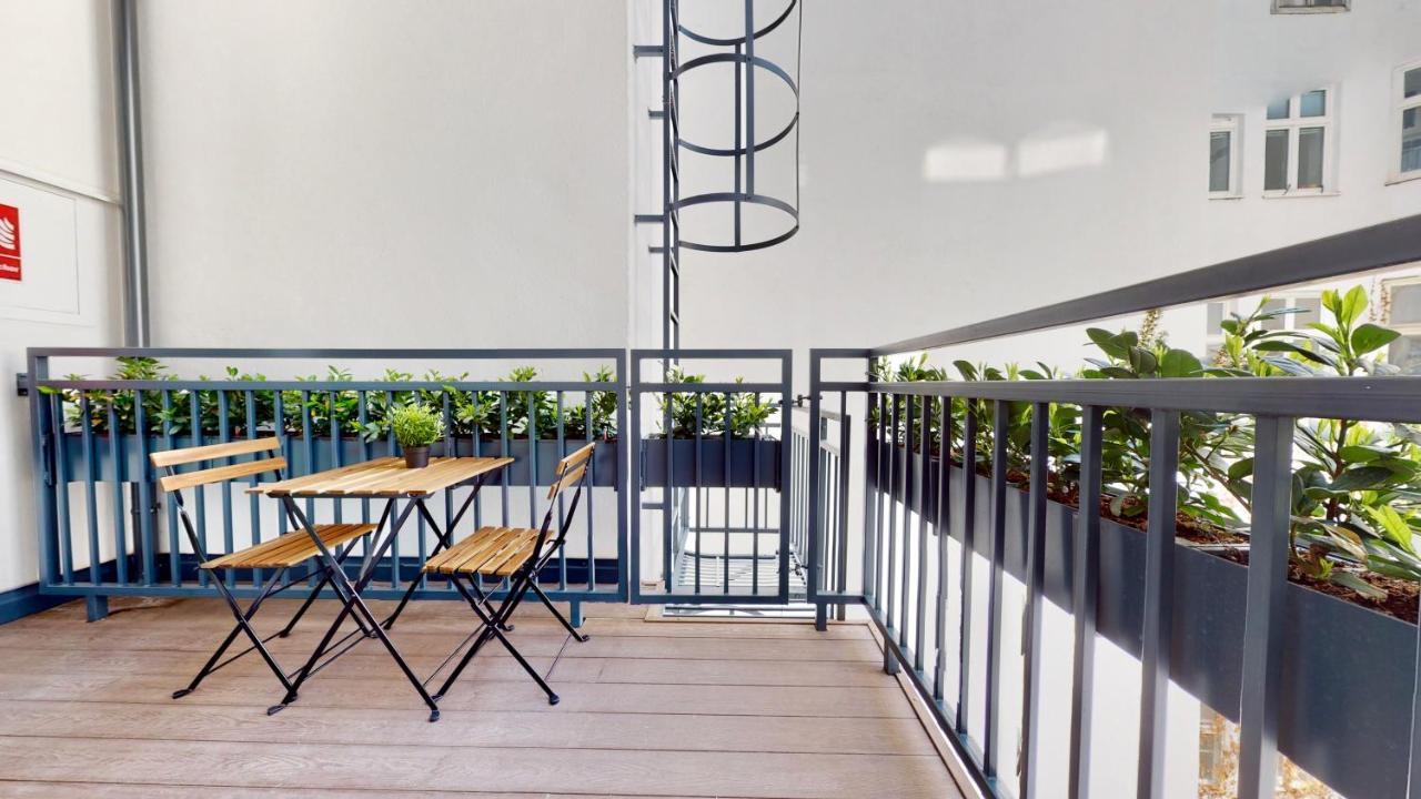 Alon Homes Vienna - Premium City Center Apartments Экстерьер фото