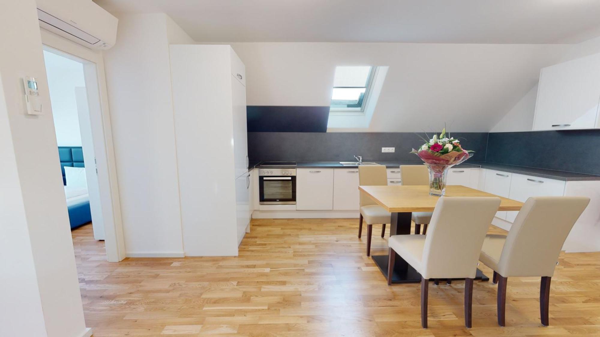 Alon Homes Vienna - Premium City Center Apartments Номер фото